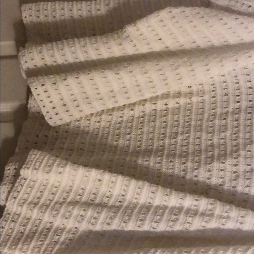 Sweater - Picture 3 of 3